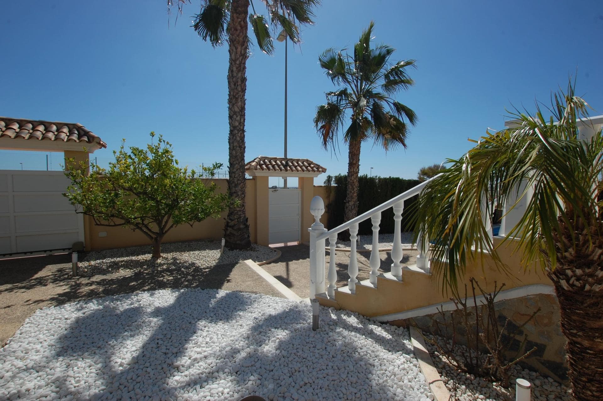 Vrijstaande Villa met 5 slaapkamers in Ciudad Quesada - 9