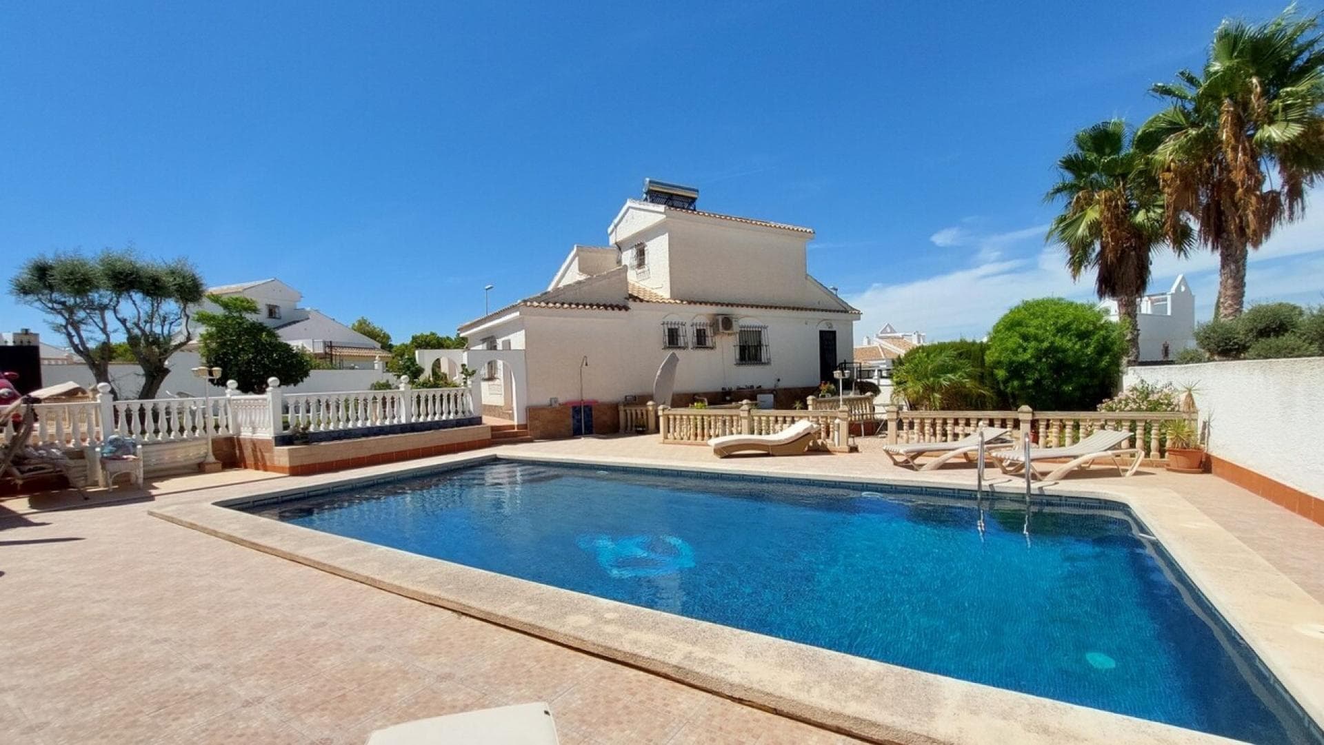 3 bed Villa in Camposol - 2