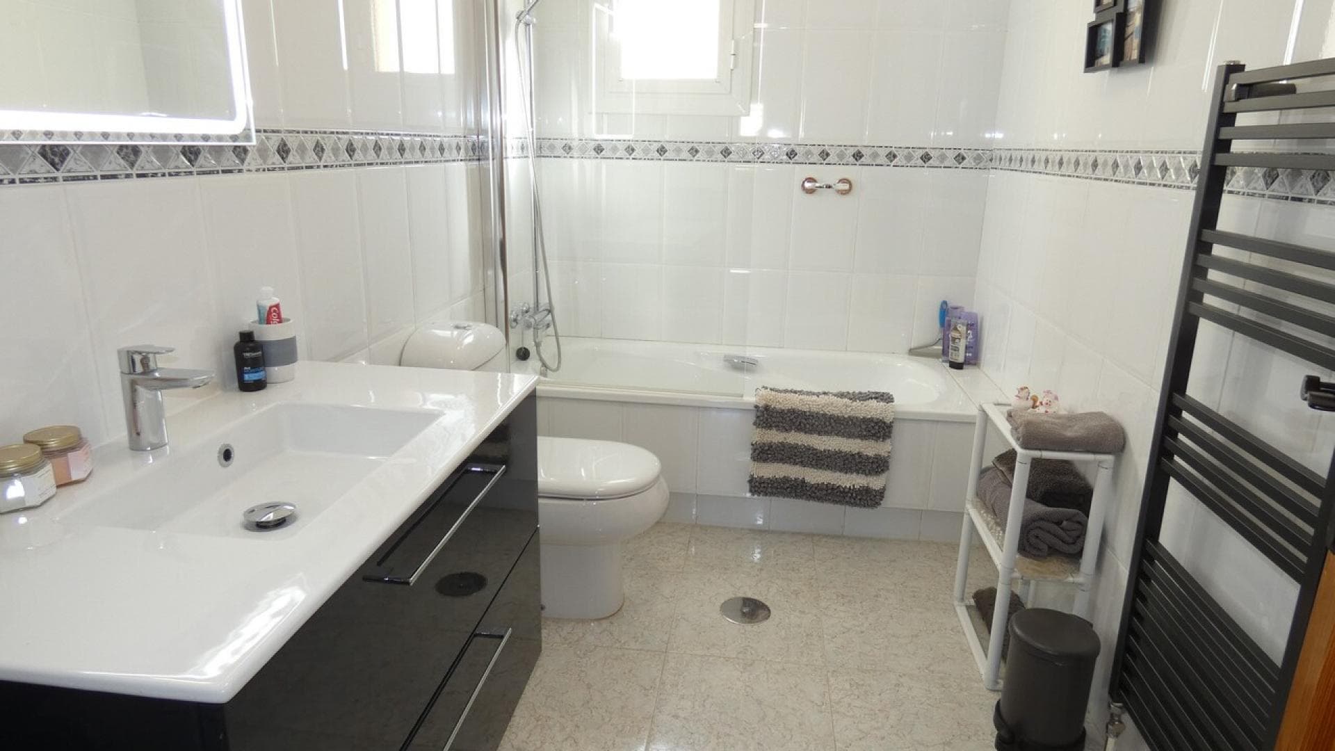5 bed Villa in Camposol - 18