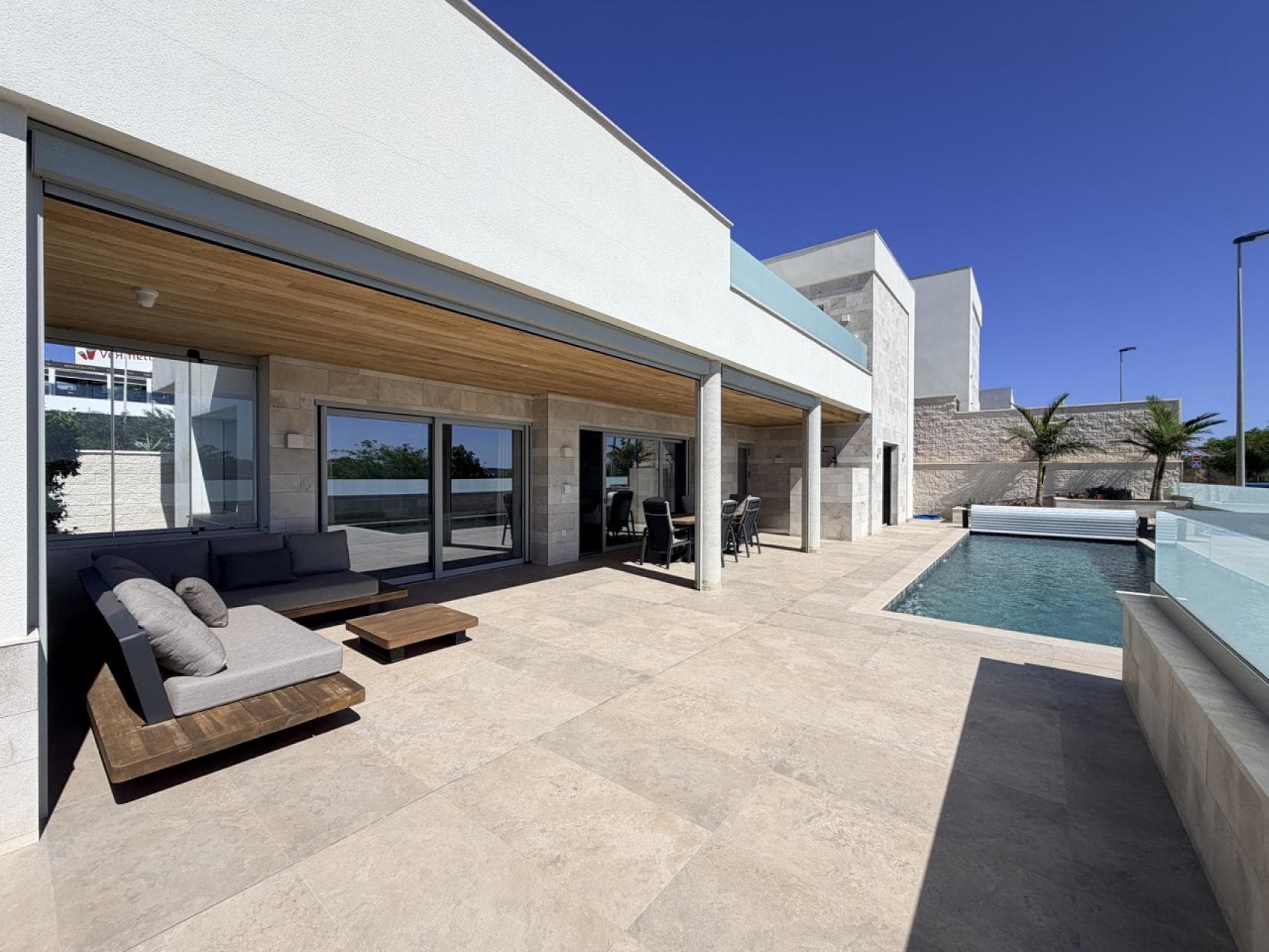 Villa - Chalet de 5 dormitorios en Benijofar - 1