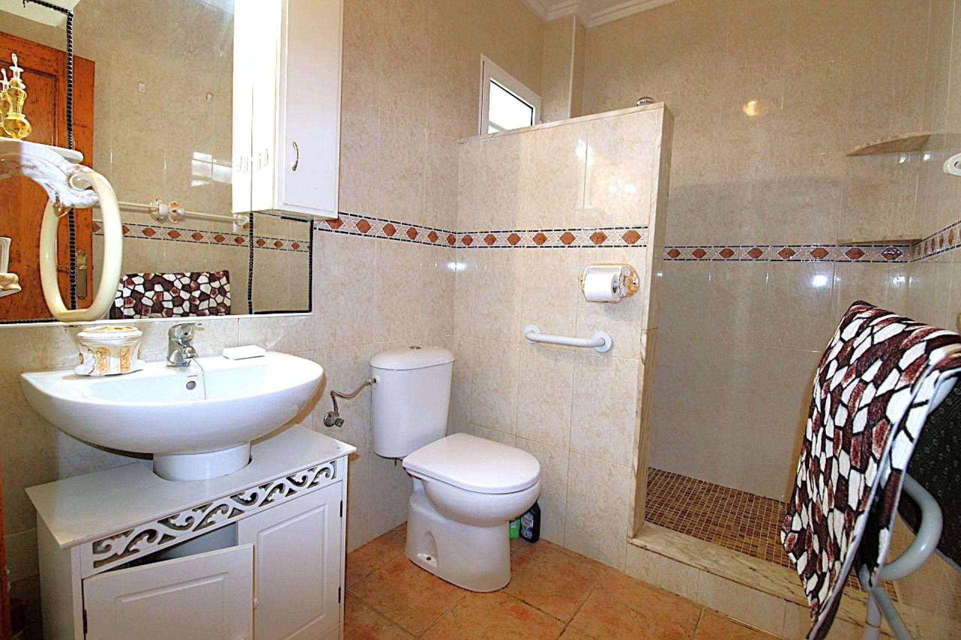 3 bed Detached Villa in San Miguel de Salinas - 24