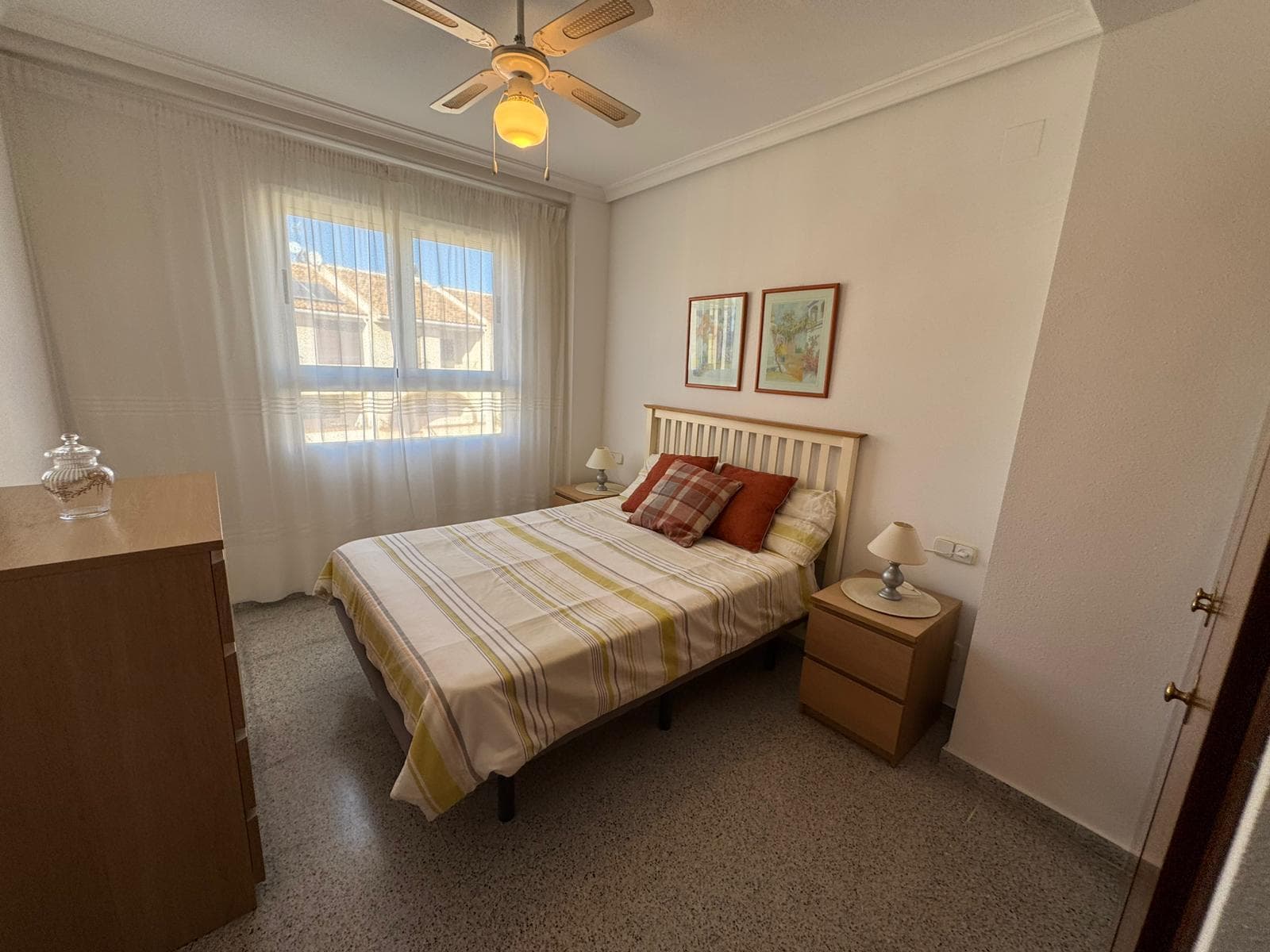 Apartamento Planta Media de 3 dormitorios en San Miguel de Salinas - 19