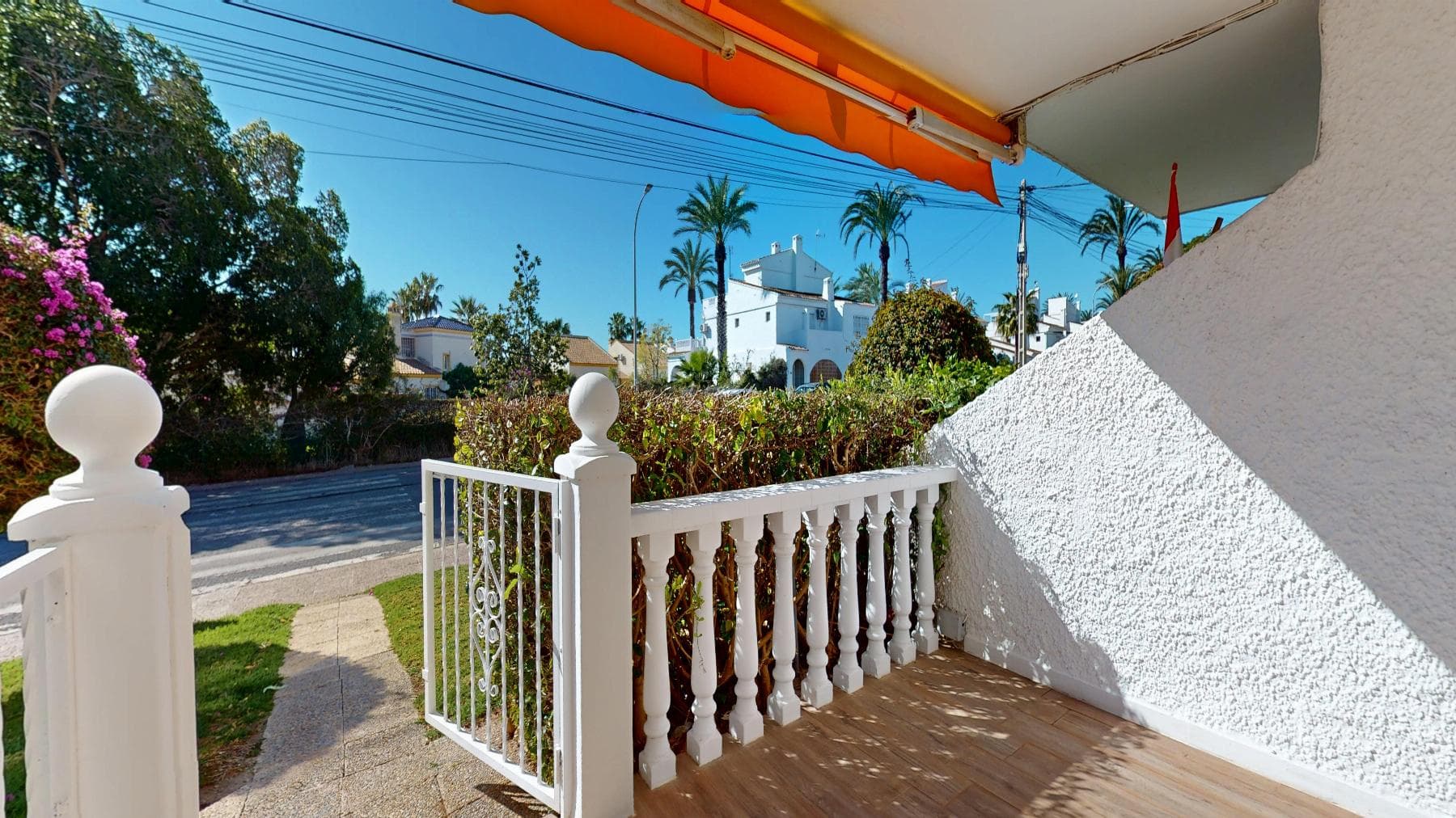 Bungalow met 2 slaapkamers in Orihuela Costa - 35