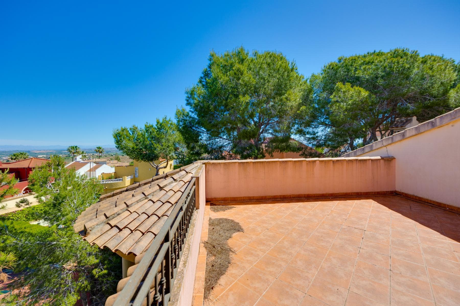 Vrijstaande Villa met 5 slaapkamers in San Miguel de Salinas - 32