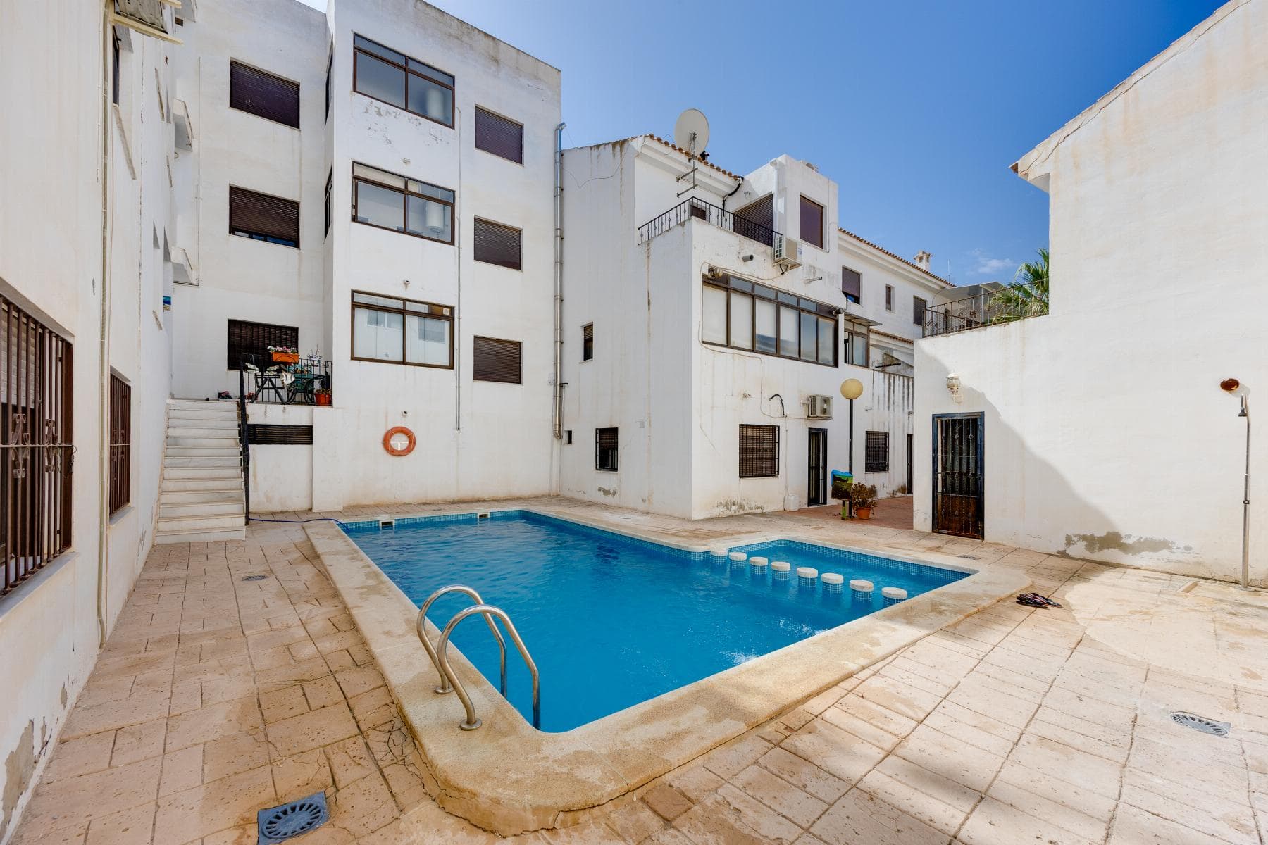 3 bed Middle Floor Apartment in San Miguel de Salinas - 33