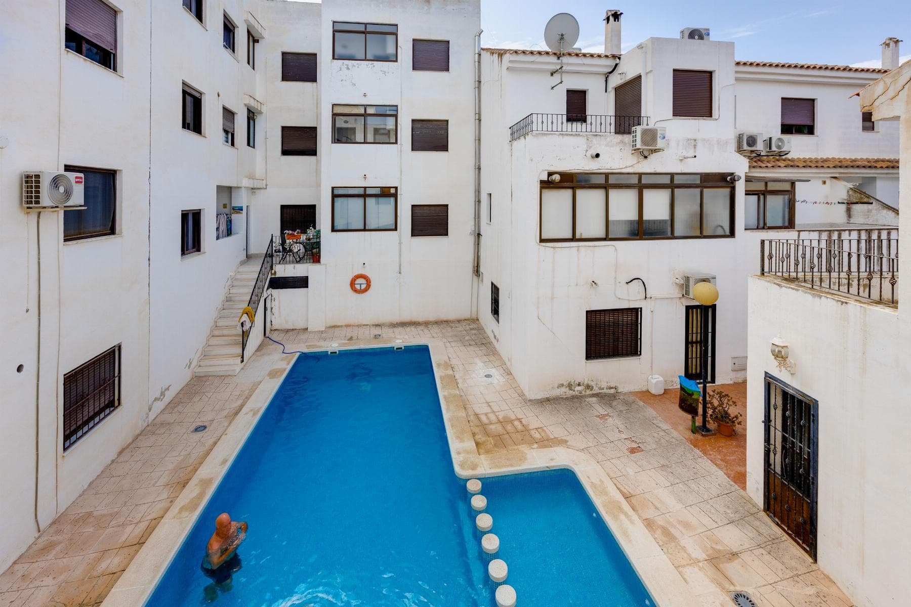 3 bed Middle Floor Apartment in San Miguel de Salinas - 32