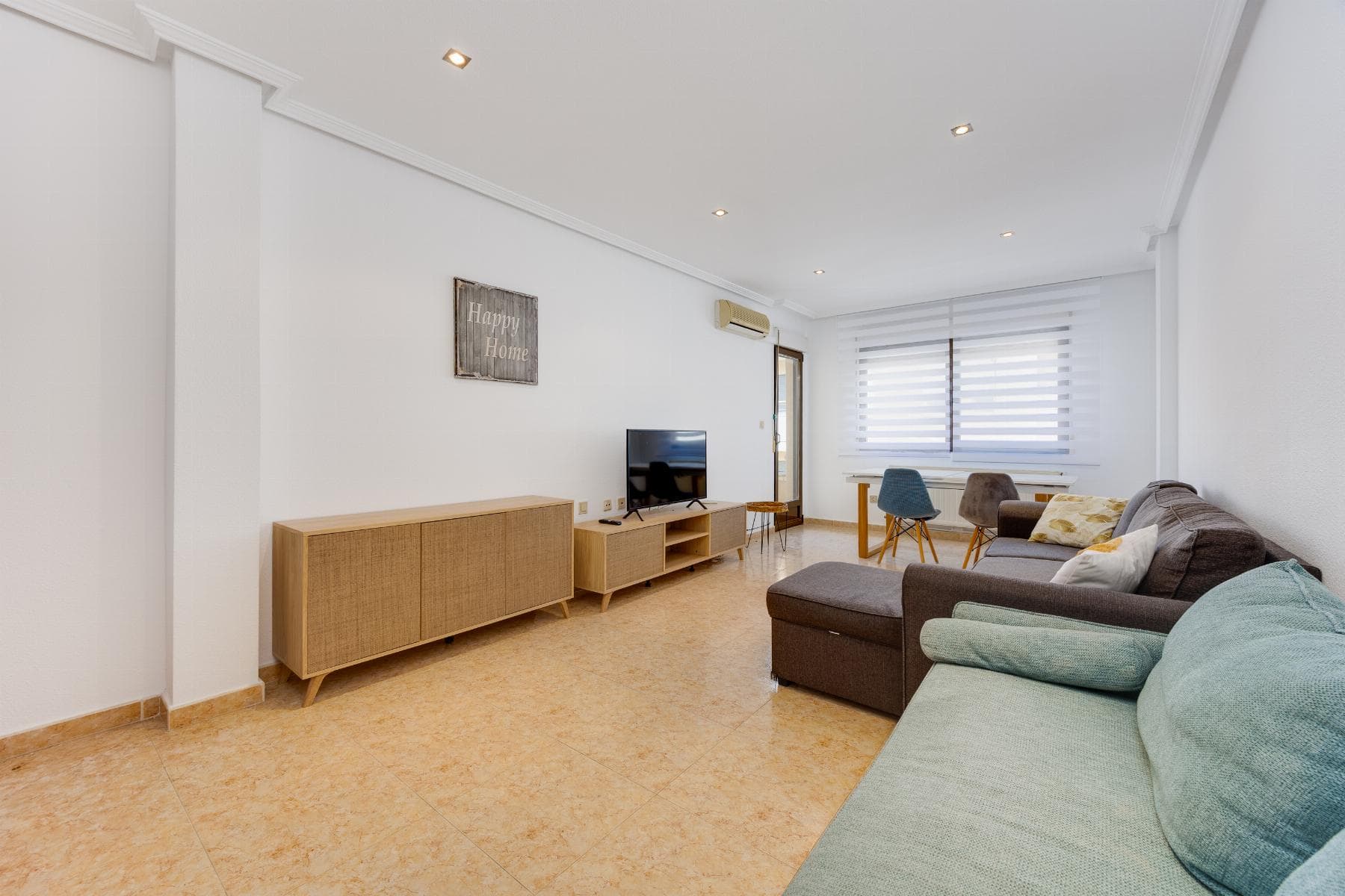 3 bed Middle Floor Apartment in San Miguel de Salinas - 1