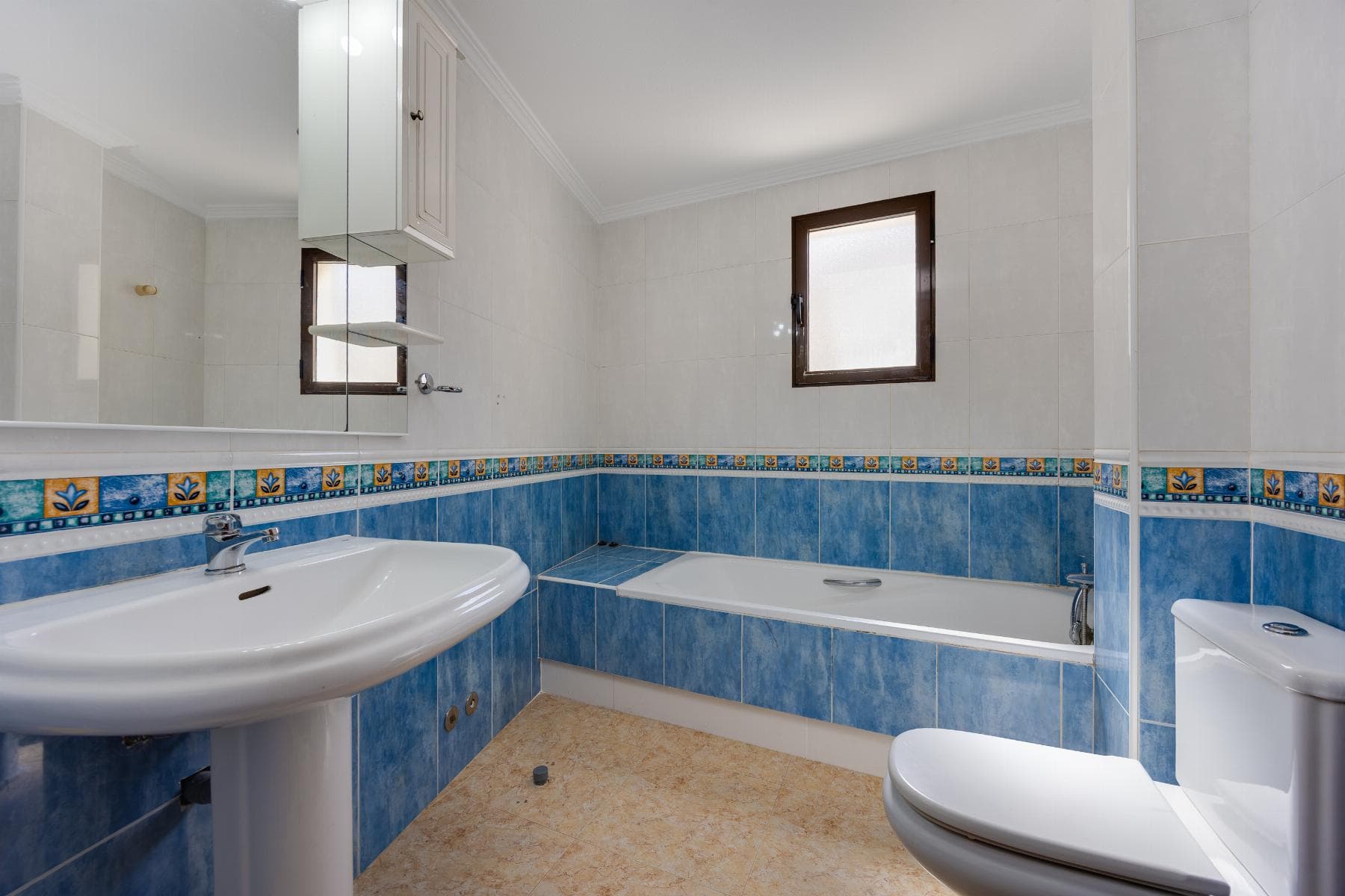 3 bed Middle Floor Apartment in San Miguel de Salinas - 4