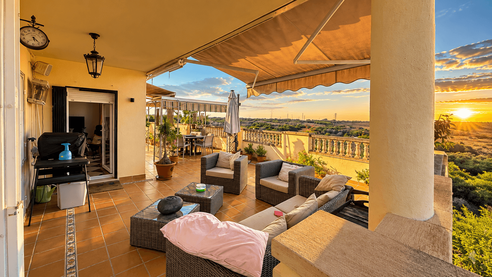 Villa - Chalet de 5 dormitorios en Dehesa de Campoamor - 11
