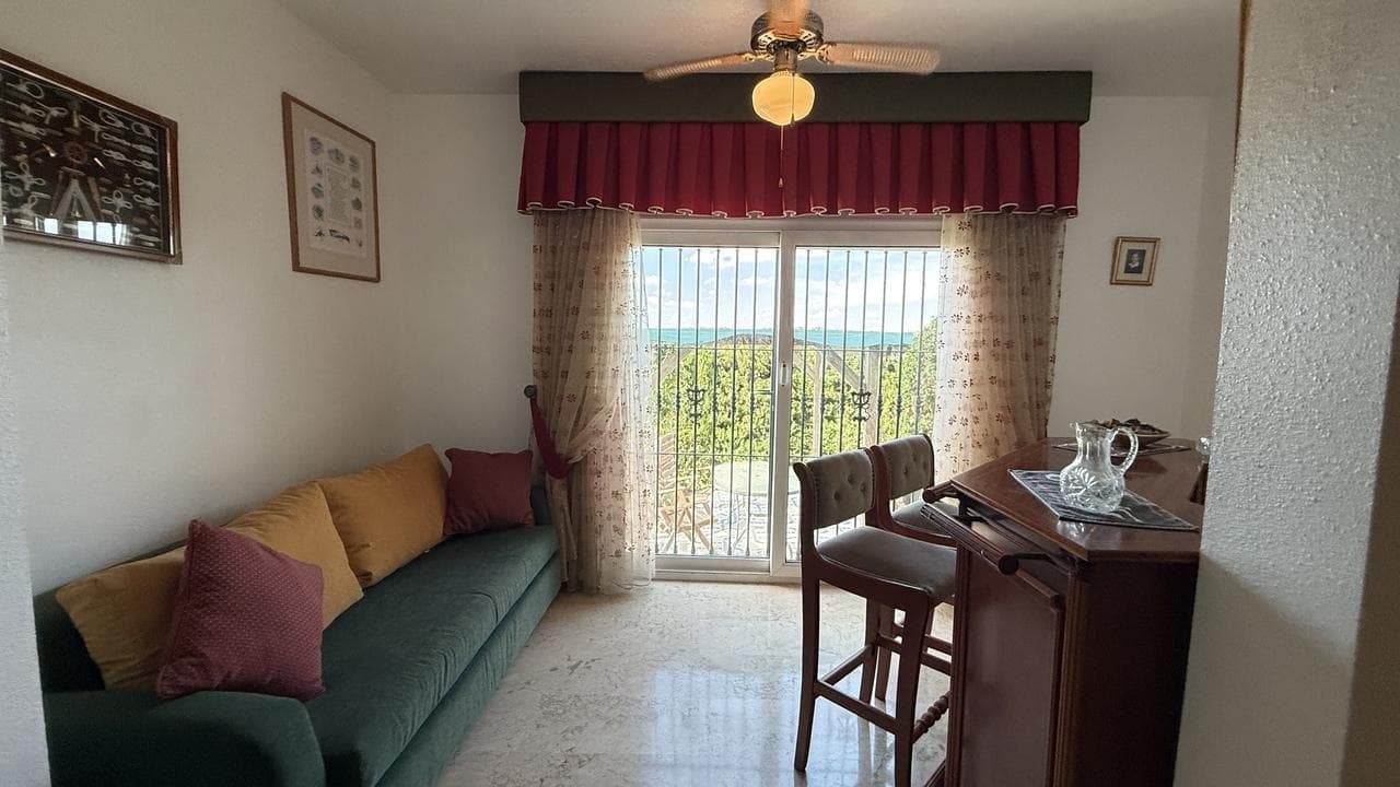 Villa - Chalet de 5 dormitorios en Dehesa de Campoamor - 17