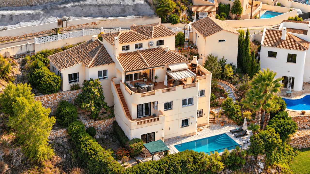 Villa - Chalet de 5 dormitorios en Dehesa de Campoamor - 32