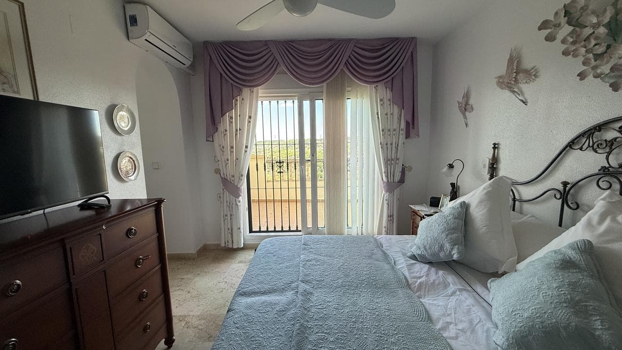 Villa - Chalet de 5 dormitorios en Dehesa de Campoamor - 23