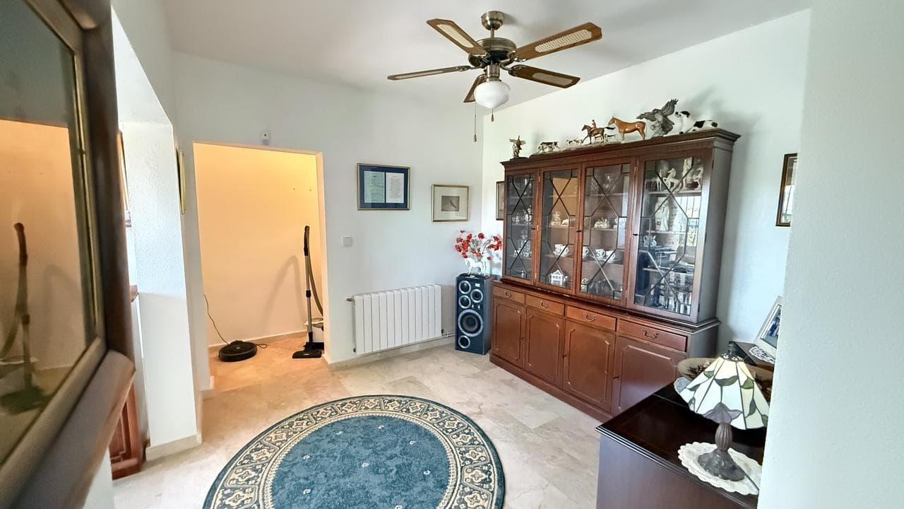 Villa - Chalet de 5 dormitorios en Dehesa de Campoamor - 15