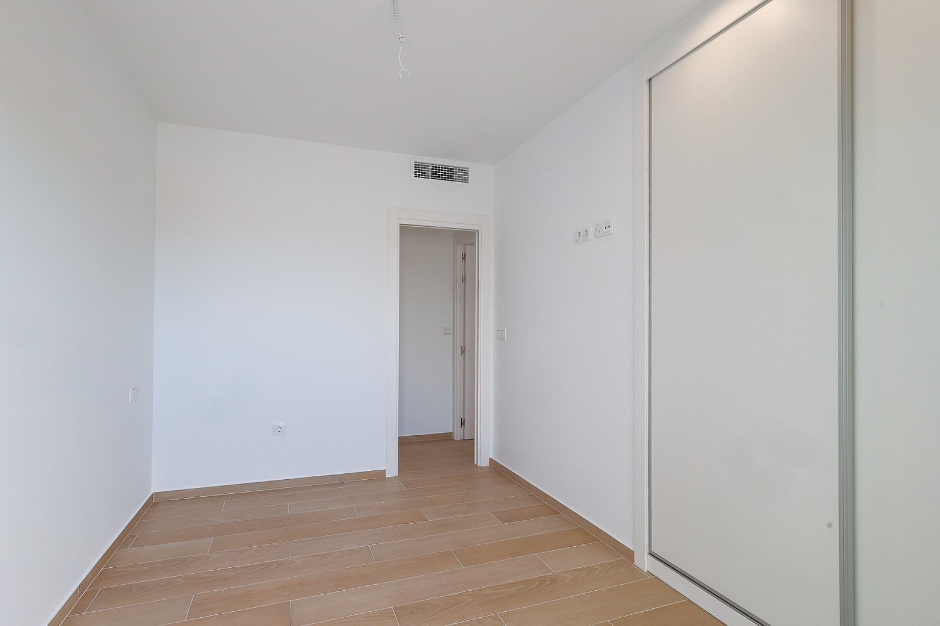 Apartamento Planta Media de 2 dormitorios en Santa Rosalia Lake and Life Resort - 13