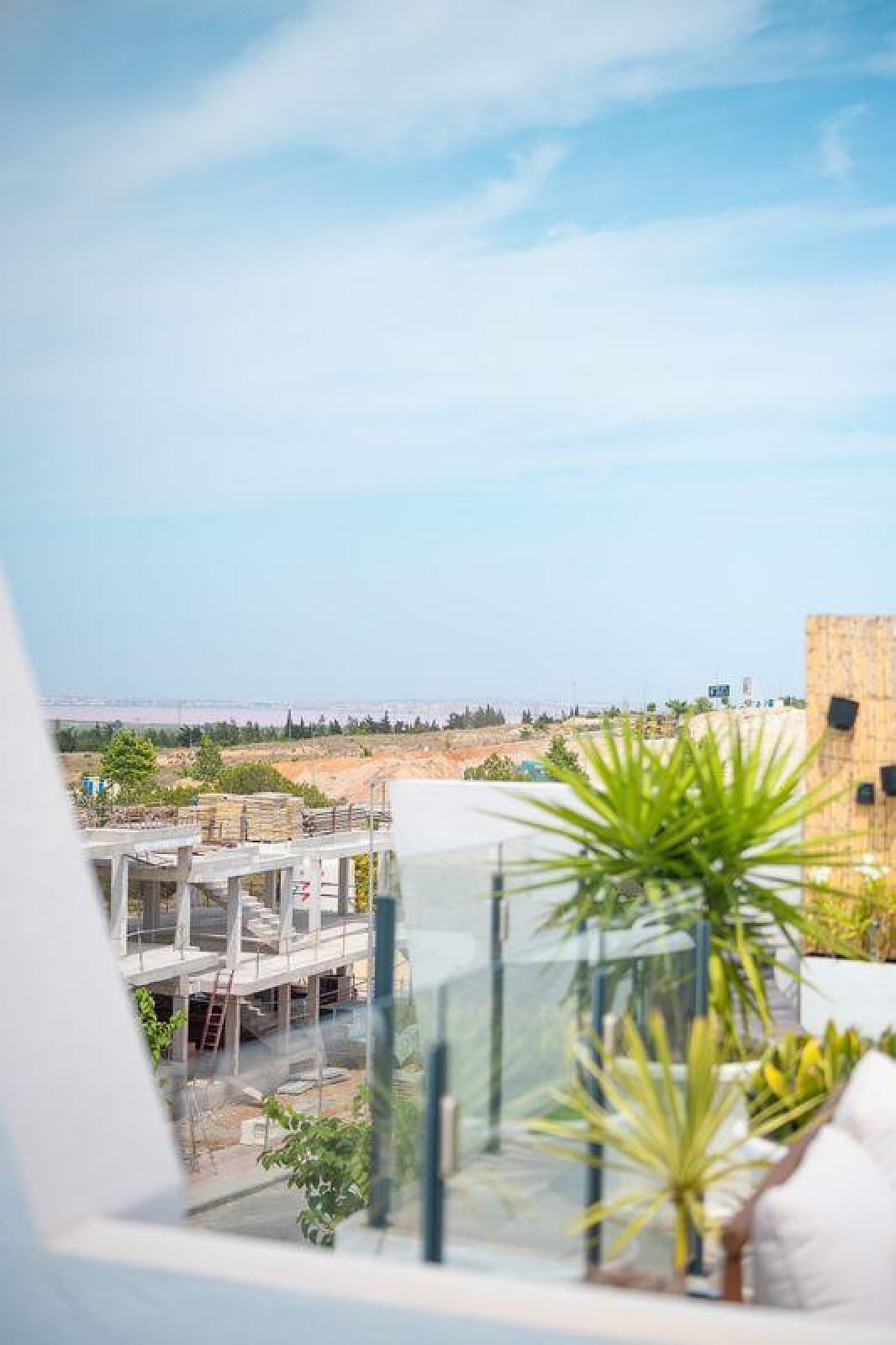 Apartamento Planta Media de 3 dormitorios en San Miguel de Salinas - 8