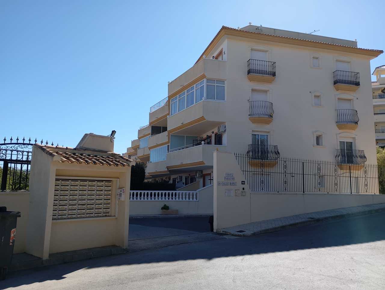 Tussenverdieping Appartement met 2 slaapkamers in Villamartin - 2