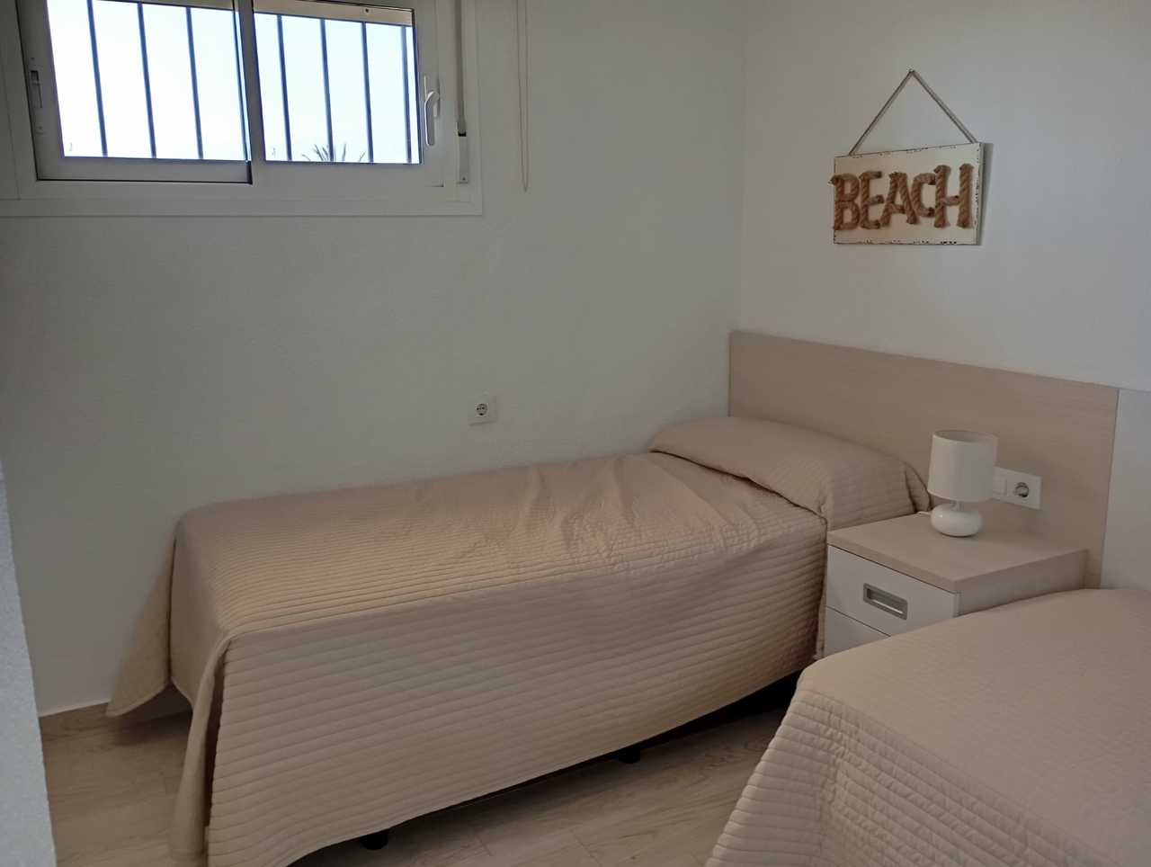 Apartamento Planta Media de 3 dormitorios en Mil Palmeras - 30