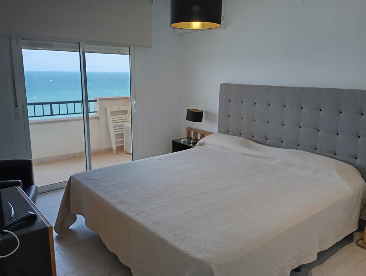 Apartamento Planta Media de 3 dormitorios en Mil Palmeras - 19