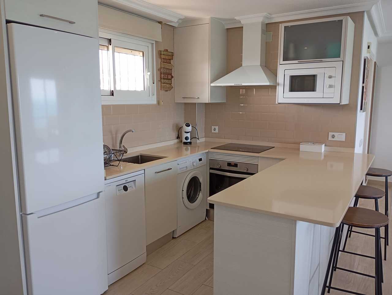 Apartamento Planta Media de 3 dormitorios en Mil Palmeras - 13