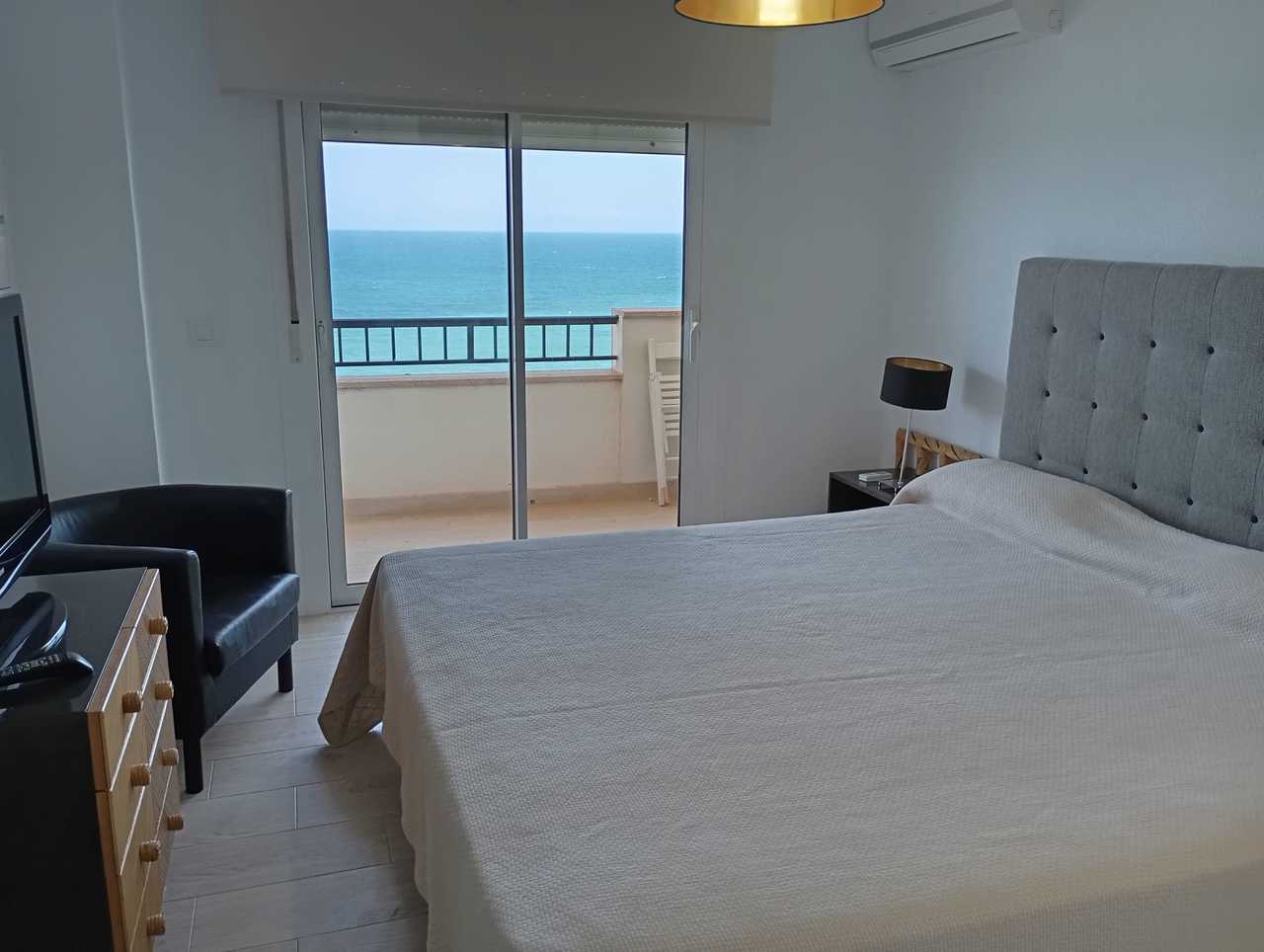 Apartamento Planta Media de 3 dormitorios en Mil Palmeras - 21