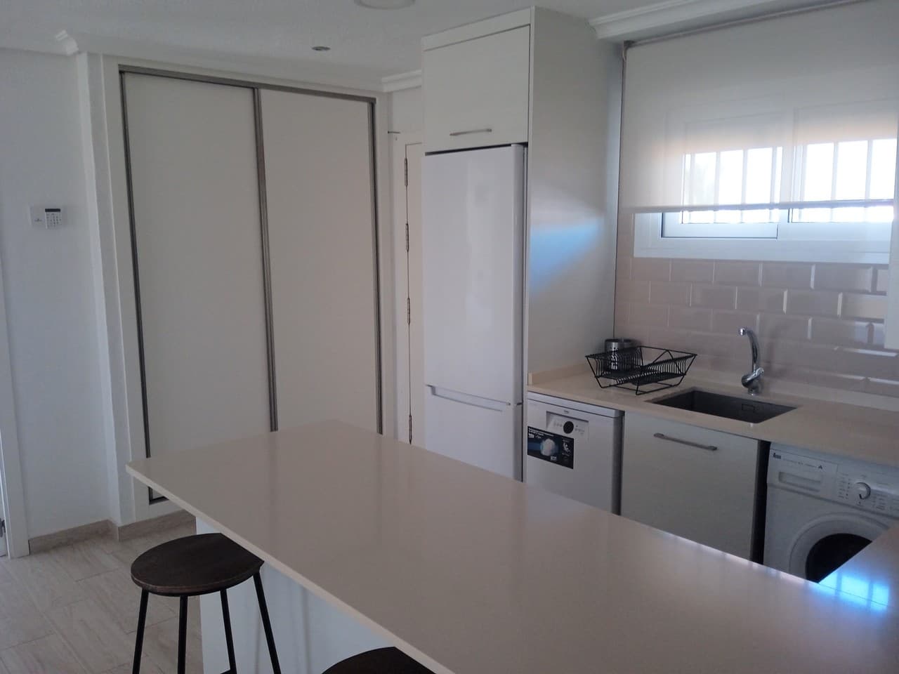 Apartamento Planta Media de 3 dormitorios en Mil Palmeras - 15