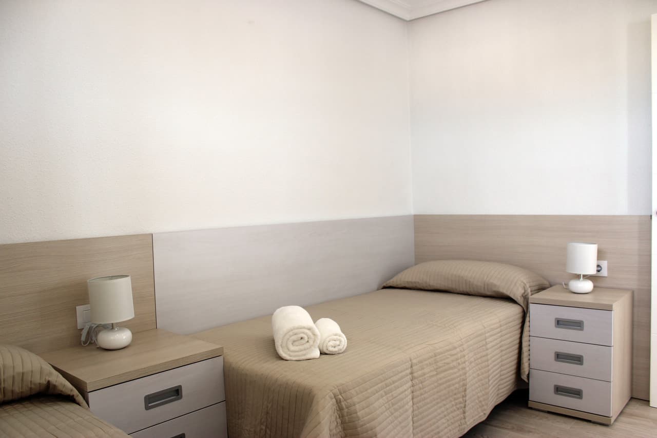 Apartamento Planta Media de 3 dormitorios en Mil Palmeras - 28