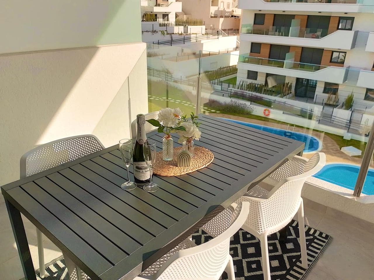 Apartamento Planta Media de 2 dormitorios en Villamartin - 5