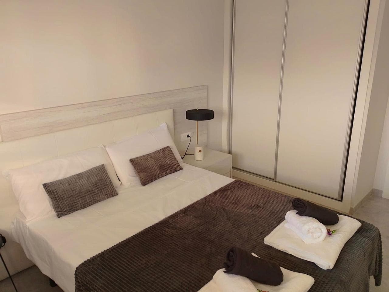 Apartamento Planta Media de 2 dormitorios en Villamartin - 12