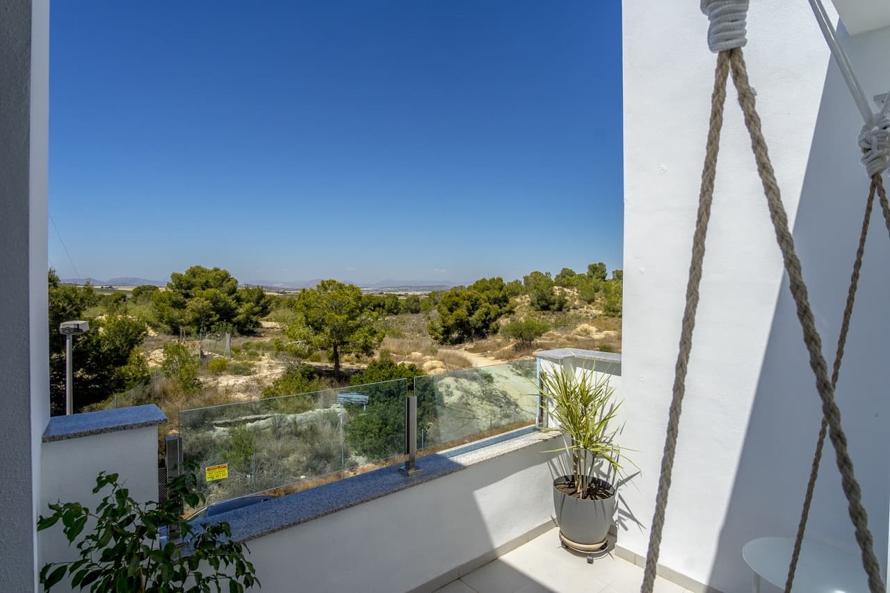 3 bed Townhouse in Villamartin - 41