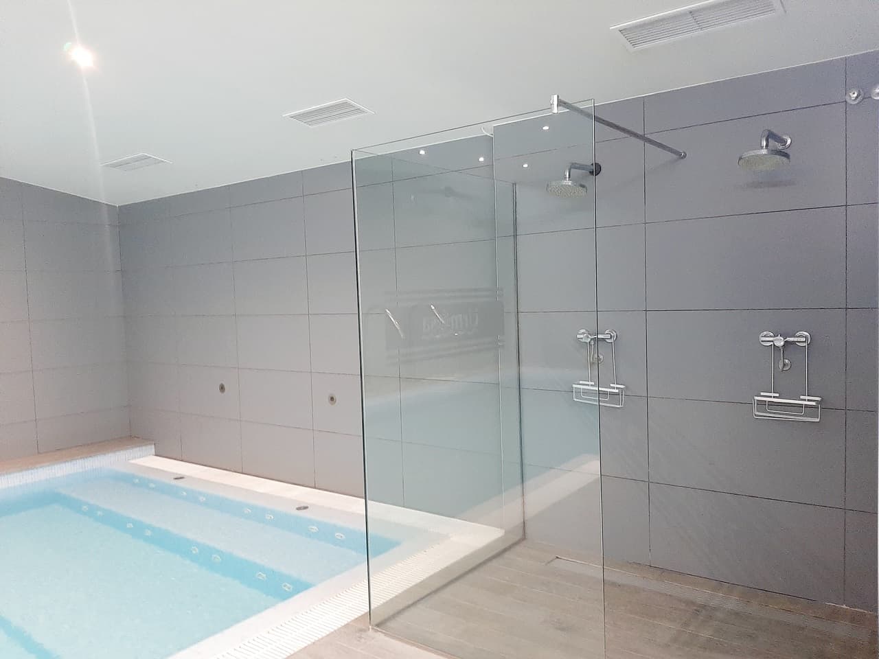 2 bed Middle Floor Apartment in Los Dolses - 18