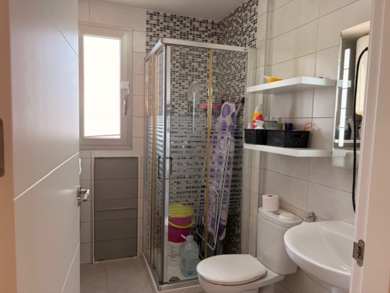 2 bed Middle Floor Apartment in Los Dolses - 8
