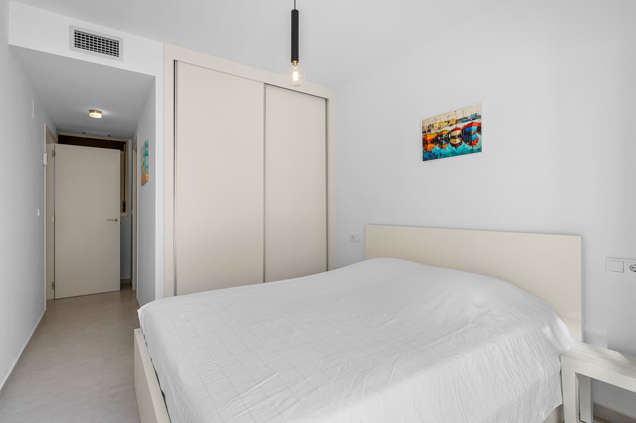Apartamento Planta Media de 2 dormitorios en Villamartin - 18