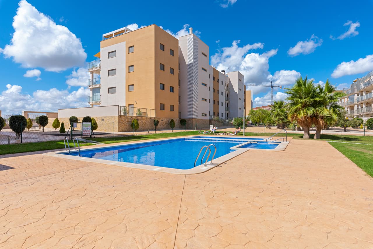 Apartamento Planta Media de 2 dormitorios en Villamartin - 2