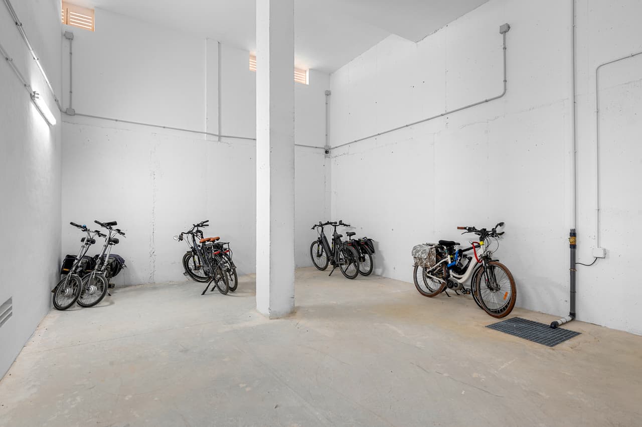 Apartamento Planta Media de 2 dormitorios en Villamartin - 24