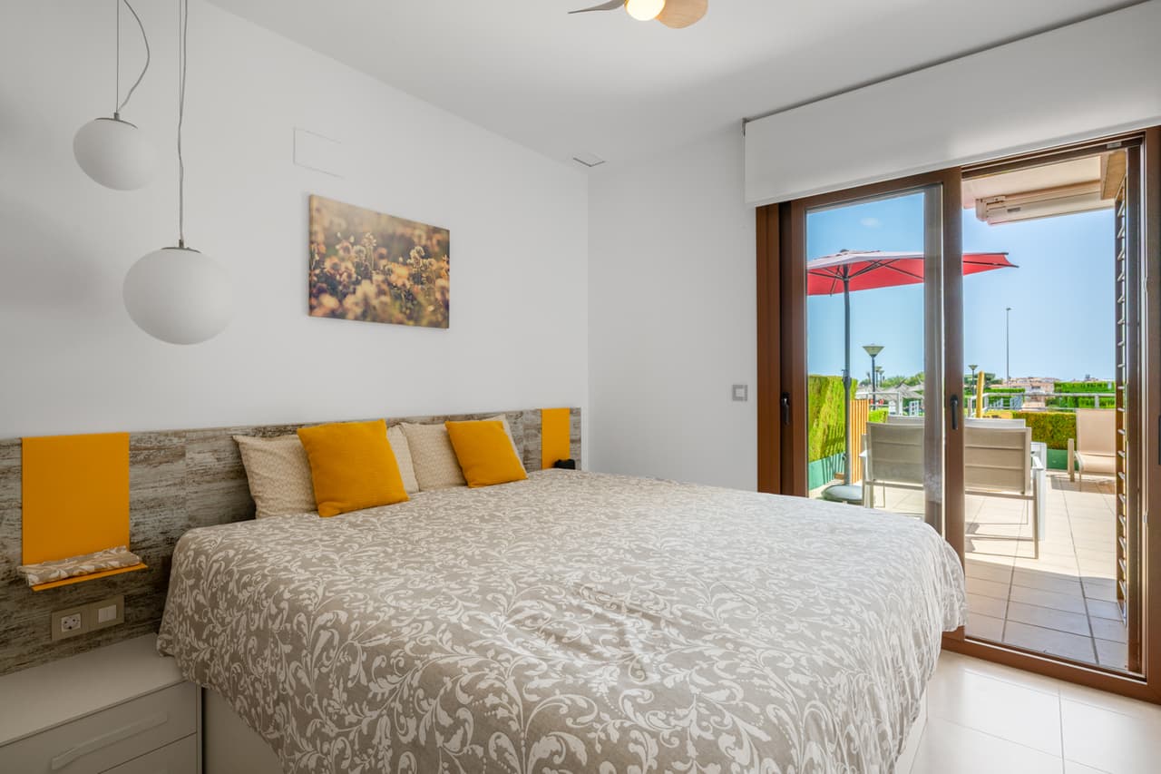 Tussenverdieping Appartement met 2 slaapkamers in Cabo Roig - 21