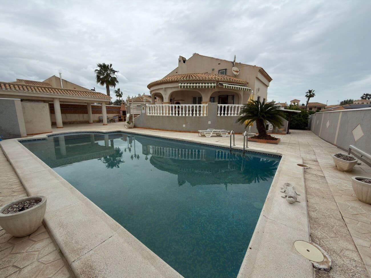 Vrijstaande Villa met 5 slaapkamers in Playa Flamenca - 1