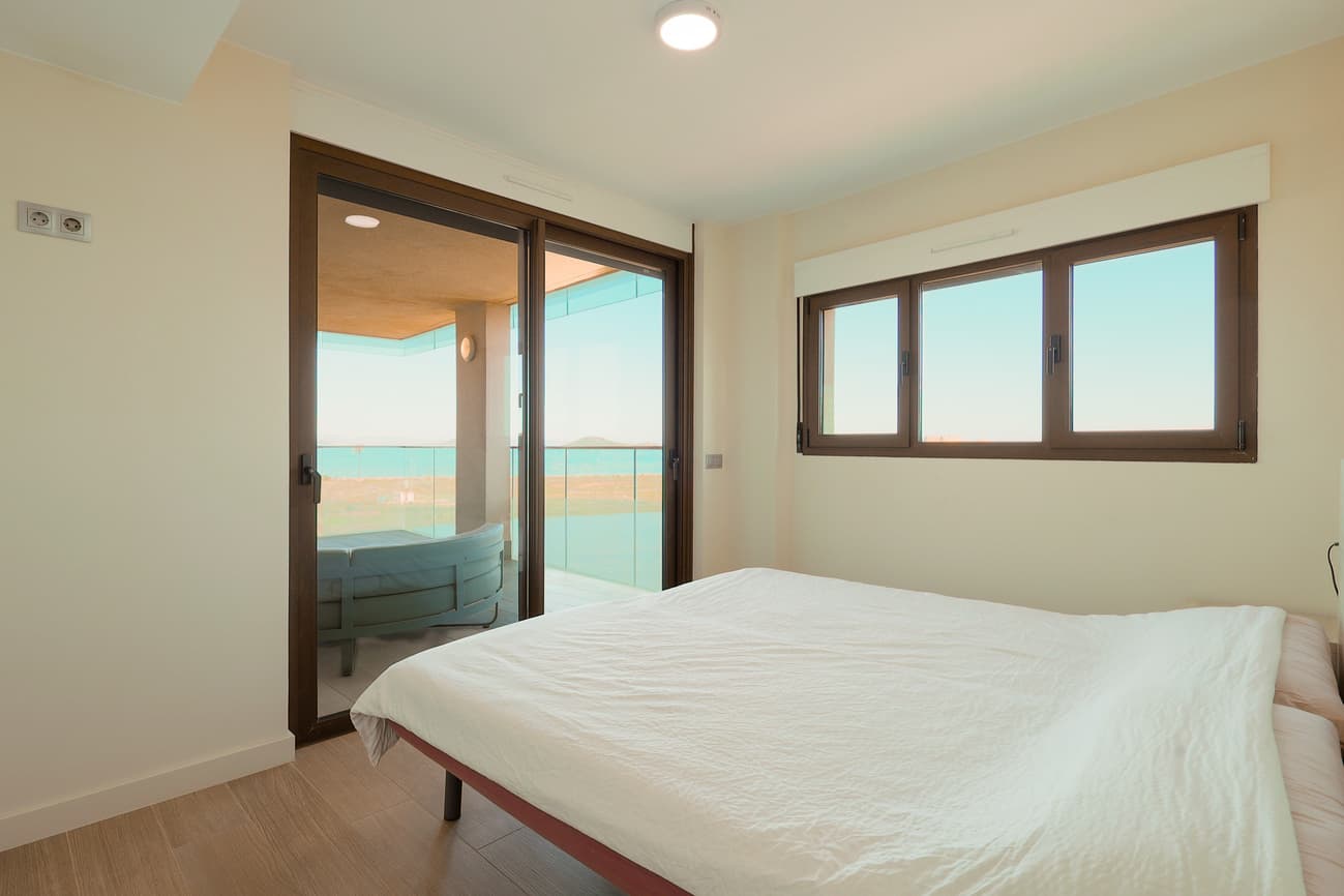 3 bed Middle Floor Apartment in Playa Honda - 14