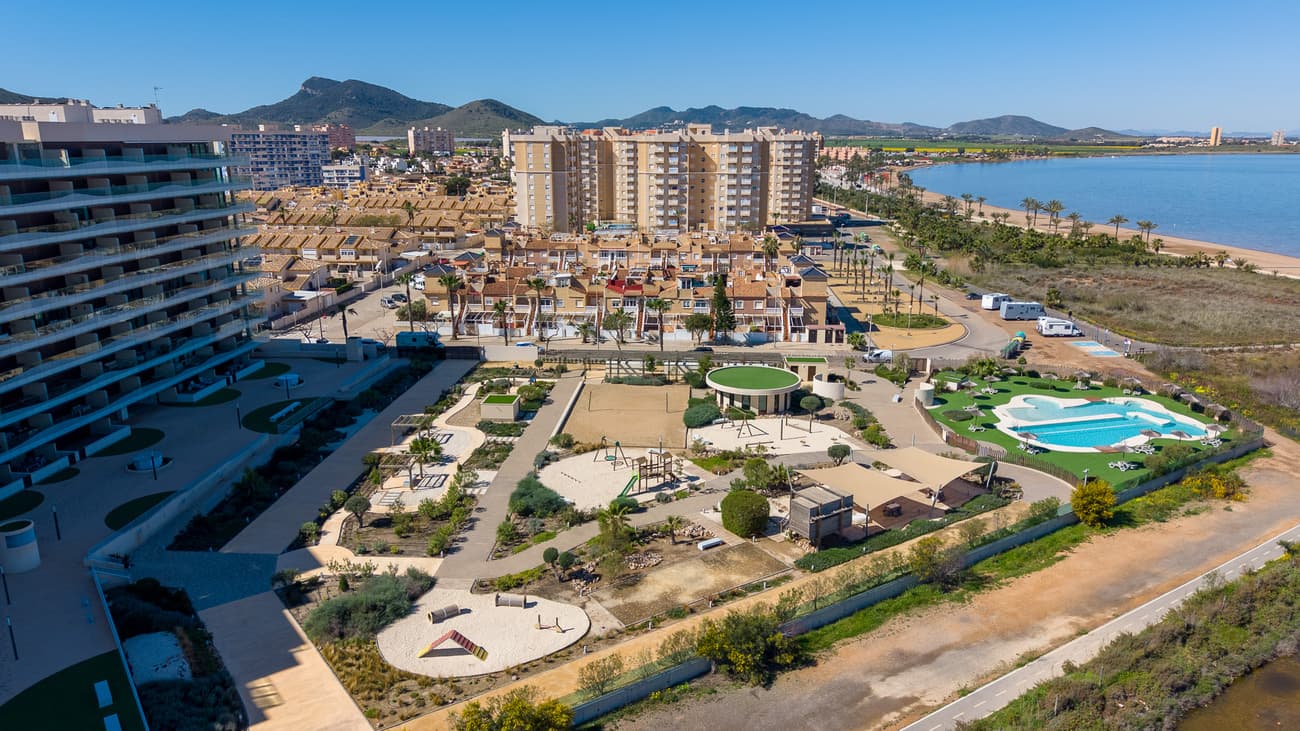 3 bed Middle Floor Apartment in Playa Honda - 29