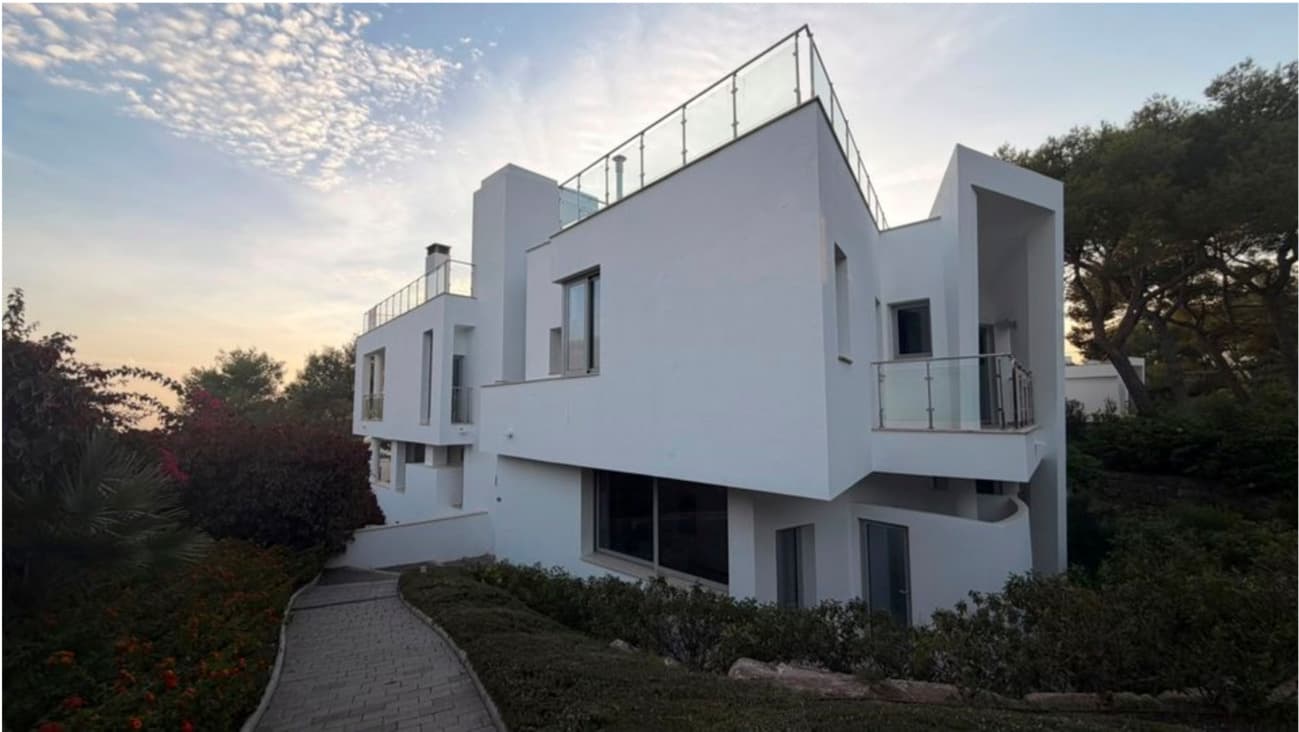 Villa - Chalet de 4 dormitorios en Marbella - 1