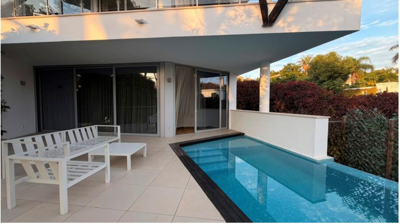 Villa - Chalet de 4 dormitorios en Marbella - 32