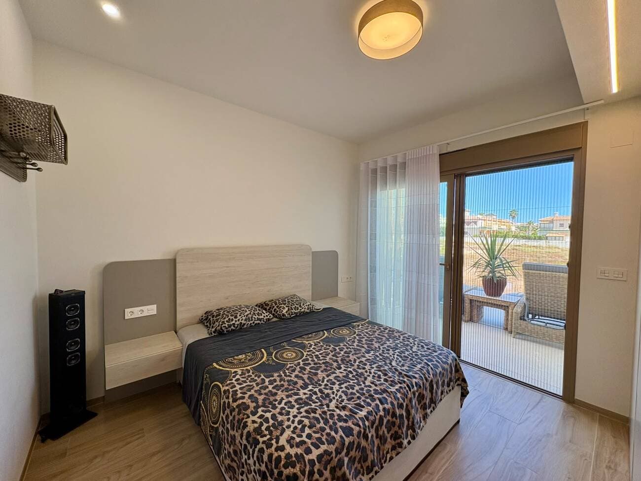 3 bed Semi-Detached House in Rojales - 34