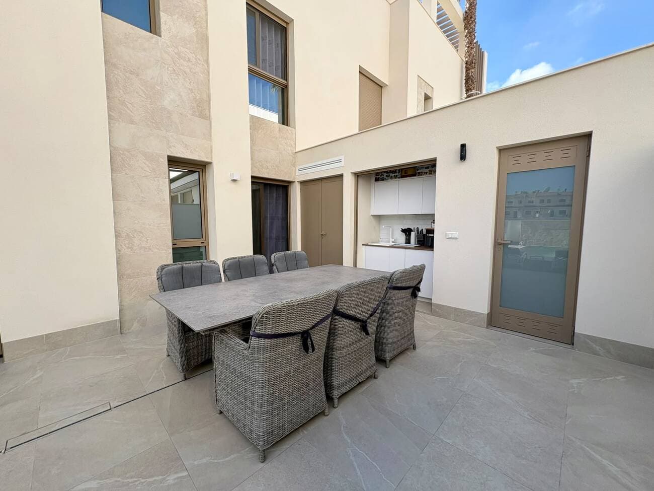 3 bed Semi-Detached House in Rojales - 8