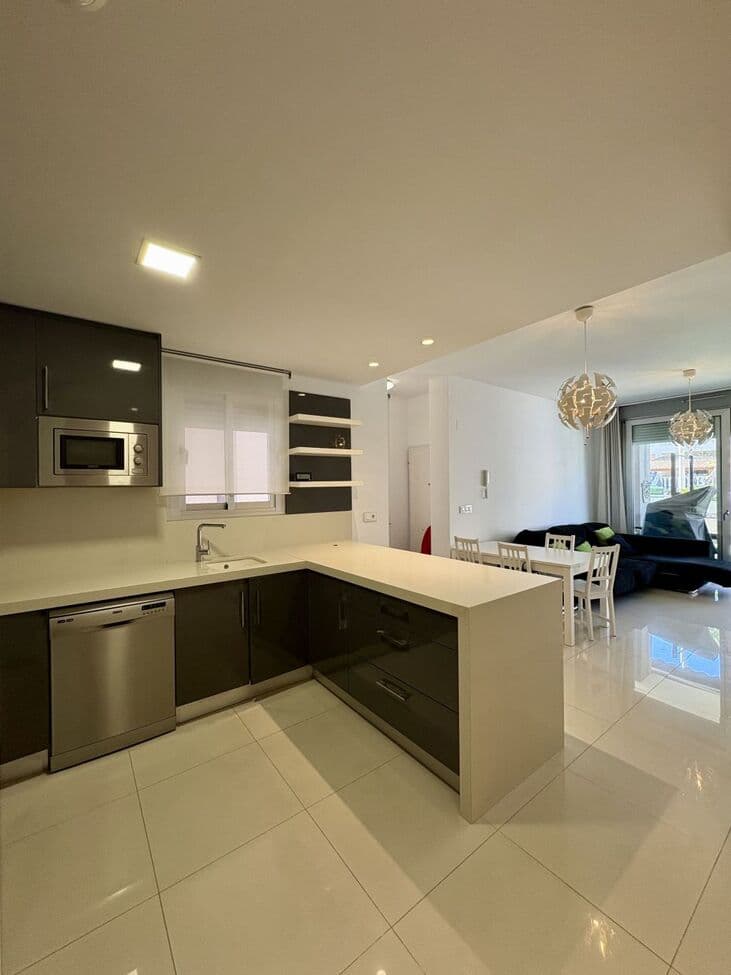 Apartamento Planta Media de 3 dormitorios en Guardamar del Segura - 25