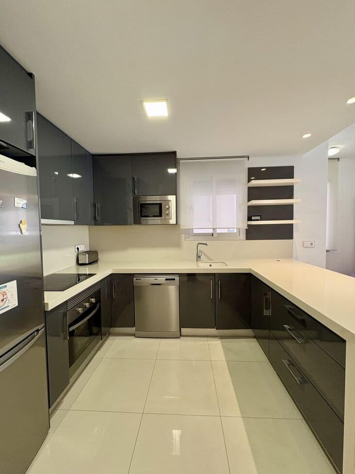 Apartamento Planta Media de 3 dormitorios en Guardamar del Segura - 26