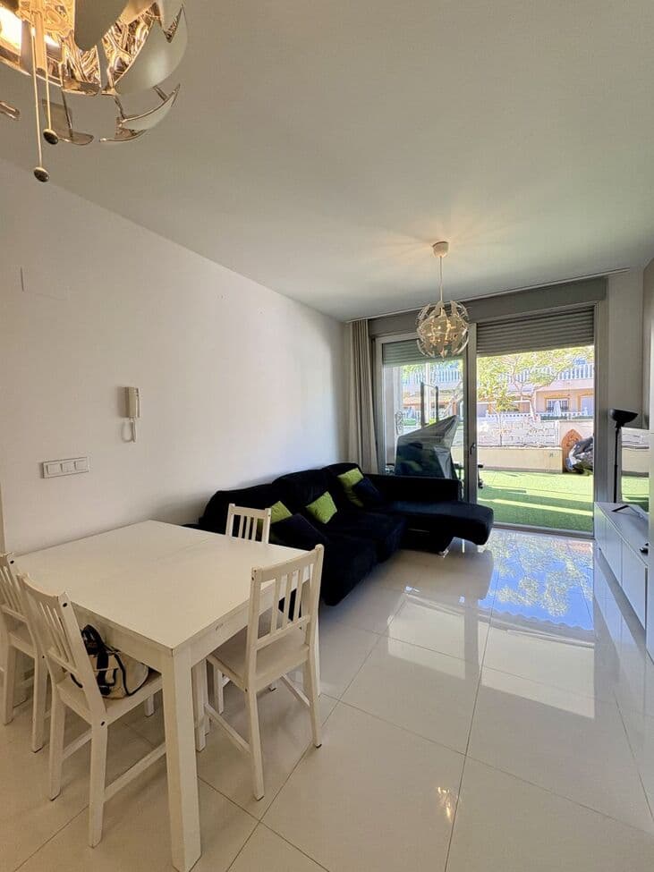 Apartamento Planta Media de 3 dormitorios en Guardamar del Segura - 15