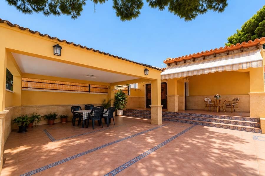3 bed Semi-Detached House in Orihuela Costa - 2