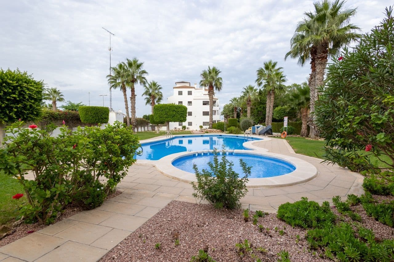 Tussenverdieping Appartement met 2 slaapkamers in Orihuela Costa - 25
