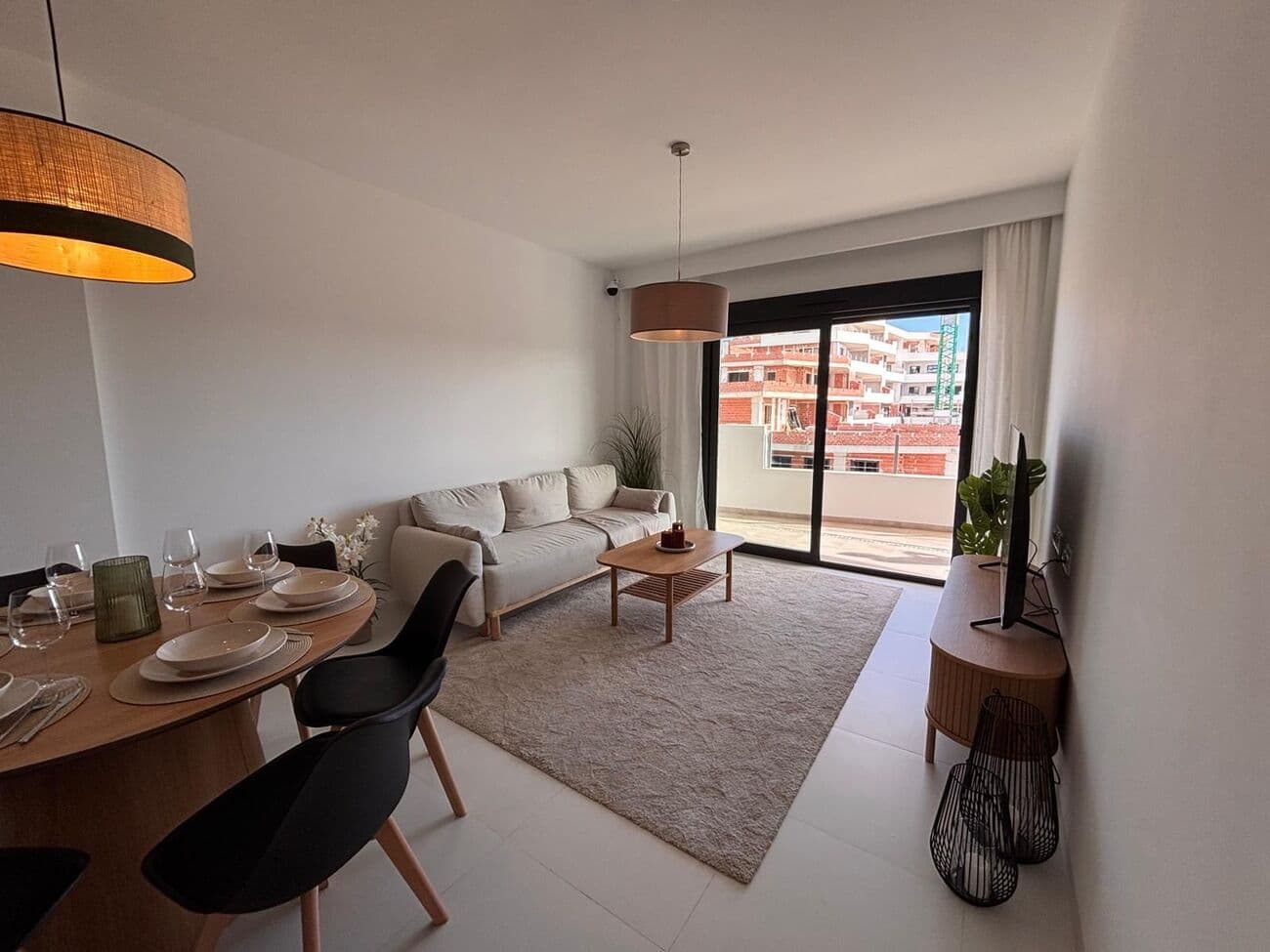 2 bed Middle Floor Apartment in San Miguel de Salinas - 10