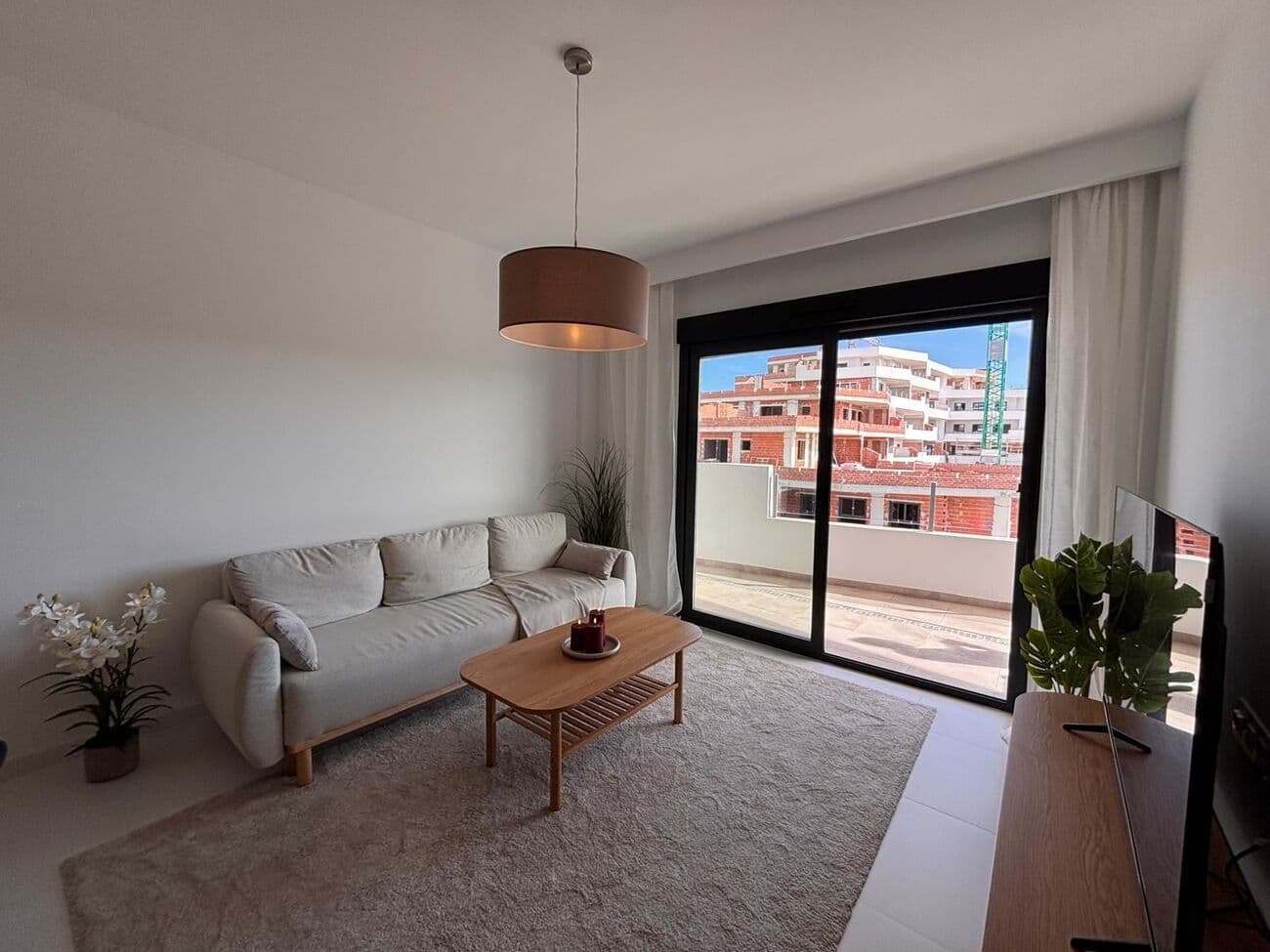 2 bed Middle Floor Apartment in San Miguel de Salinas - 11