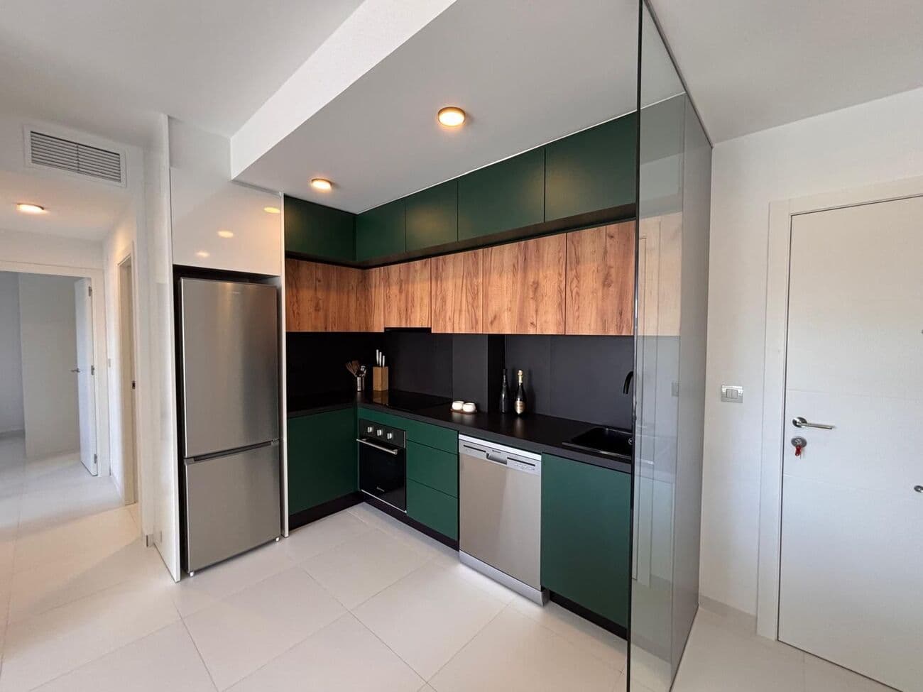 2 bed Middle Floor Apartment in San Miguel de Salinas - 2